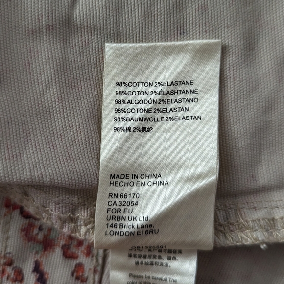 Anthropology Pilcro The Wanderer Floral Rose High-rise Shorts, Size 27 - Picture 11 of 11